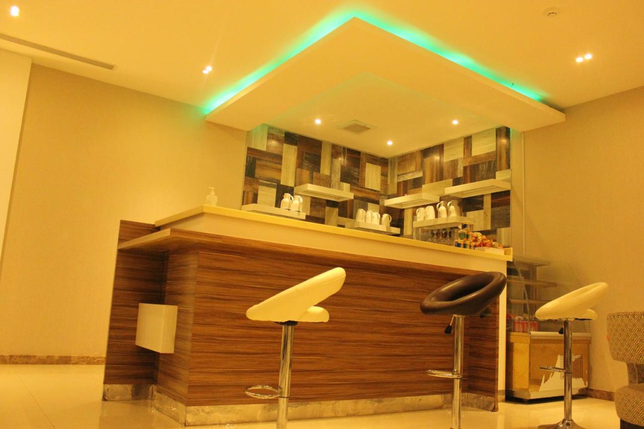Open Hotel Рияд Екстериор снимка